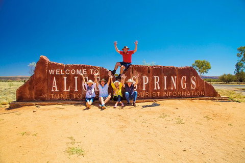 Coach Transfer From Kings Canyon To Alice Springs - Accommodation China 3