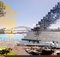 Small-Group Sydney City Tour with Unique Sydney Harbour Cruise