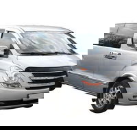 Transfer in private minivan from Sydney Airport to Sydney Downtown