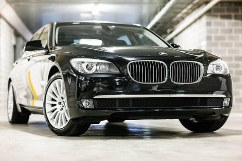 Family Sydney Airport Arrival Transfer - Accommodation Guide 0