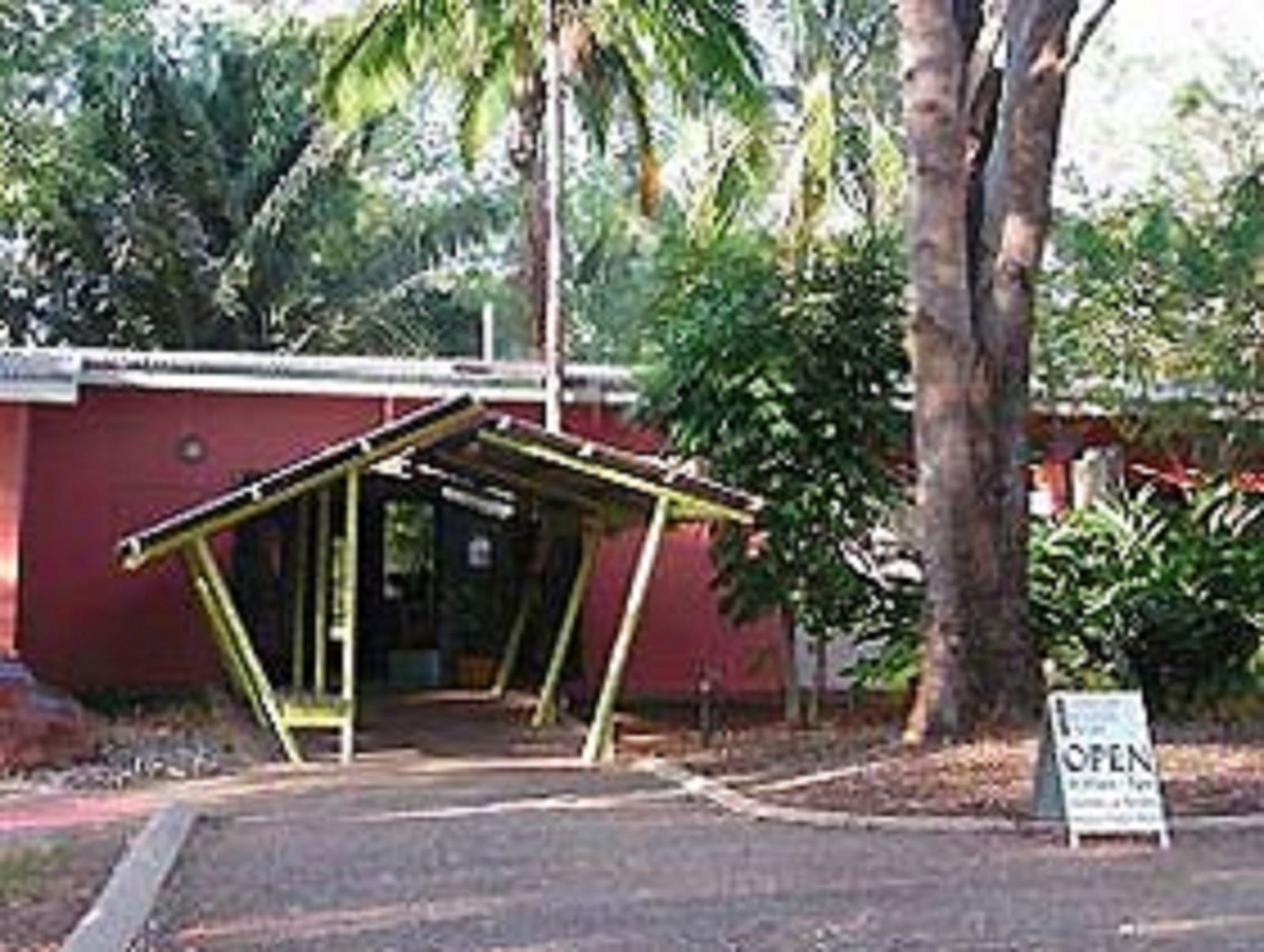 Batchelor NT Accommodation Guide