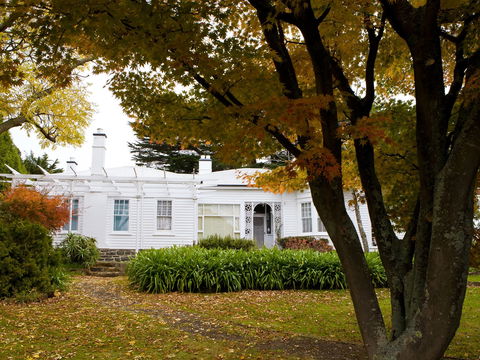 Home Hill - Accommodation Guide 0