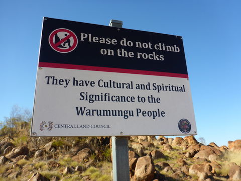 Kunjarra/The Pebbles - Accommodation Guide 1