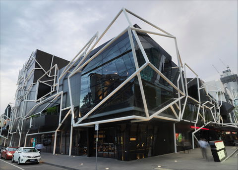Melbourne Theatre Company - Accommodation Guide 0