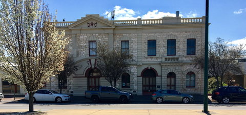 Naracoorte Town Hall - Accommodation Guide 0