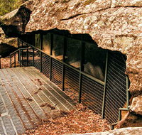 Red Hands Cave Walking Track - Blue Mountains National Park - Accommodation Guide