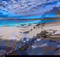 Bristol Point Beach - Accommodation Asia