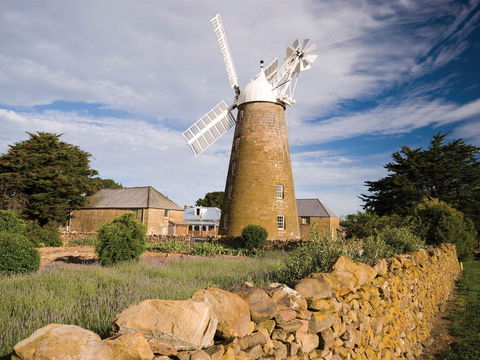 Heritage Highway - Accommodation Guide 2