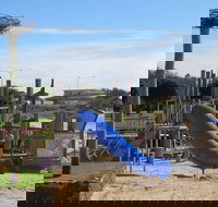 Jetty Baths - Accommodation Guide