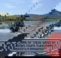 Wymah Ferry - Accommodation China