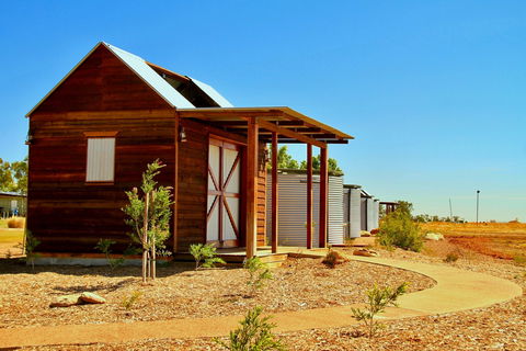 Julia Creek Artesian Baths - Accommodation Guide 1