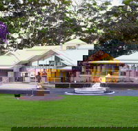 Ken Duncan Gallery - Accommodation Guide