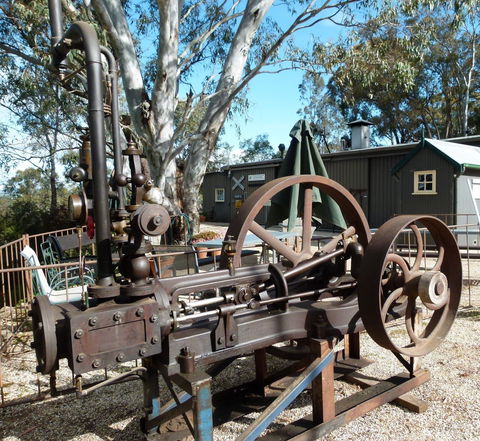 Melbourne Cup Sunday Steam Up - Accommodation Guide 1