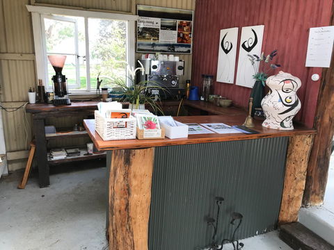 Tin Shed Gallery - Accommodation Asia 1