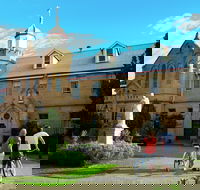 Warwick - Accommodation Guide
