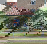 Bundaberg War Nurses Memorial and Park - Accommodation China