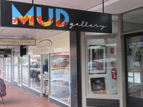 MUD Gallery - Accommodation Guide 0