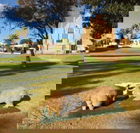 Queen Square Moonta - Accommodation China