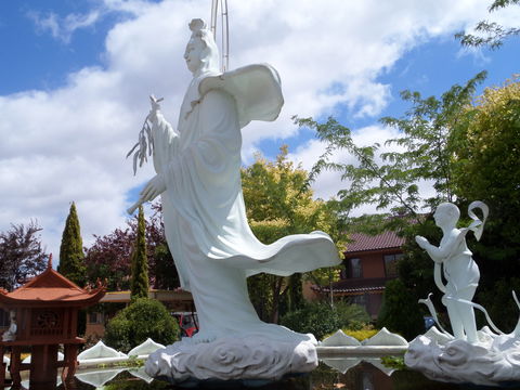 Sakyamuni Buddhist Centre/Van Hanh Monastery - Accommodation Asia 0
