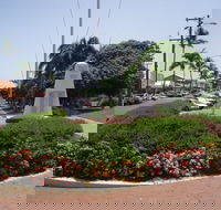 Yeppoon War Memorial - Accommodation China