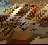 Articles Fine Art Gallery - Accommodation Guide