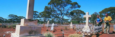 Old Pioneer Cemetery Coolgardie - Accommodation Guide 0