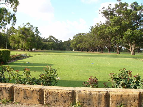 Pinjarra Golf Club - Accommodation Guide 1