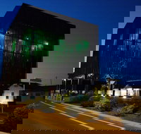 Tree of Knowledge Memorial - Accommodation Guide