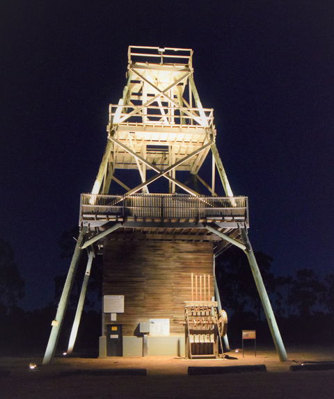 True Blue Poppet Head - Cooinda Park - Accommodation Asia 0