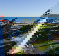 Cleveland Point Reserve - Accommodation Guide
