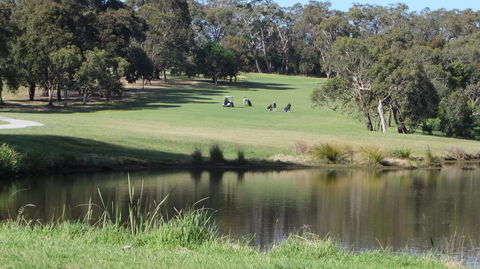 Devilbend Golf Club - Accommodation Asia 1