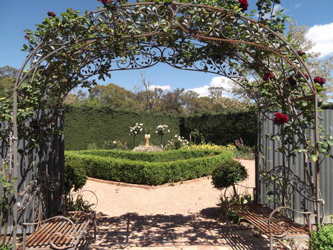 High Country Maze - Accommodation Asia 2