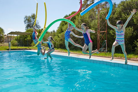 Oaklands War Memorial Swimming Pool - Accommodation Asia 0