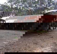 Razorback Hut - Accommodation Asia