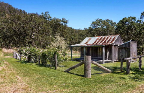 Youdales Hut And Stockyards Historic Site - Accommodation China 0