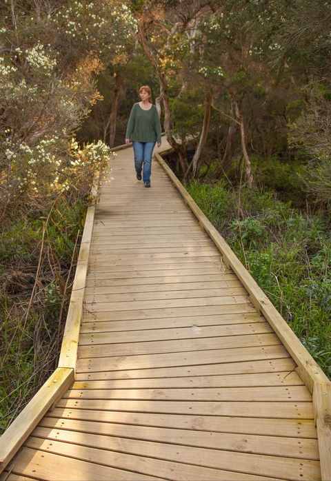 Balcombe Creek Estuary Boardwalk - Accommodation China 0