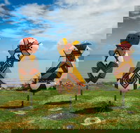 Cardwell - Accommodation China