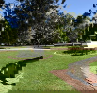 Collins Park - Accommodation China