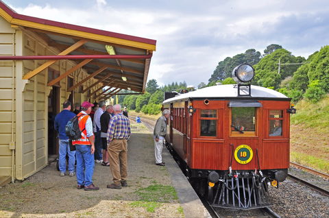 Robertson Heritage Railway Station - Accommodation Guide 0