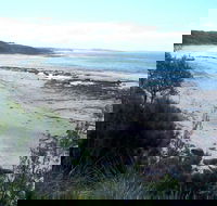 Monument Beach Picnic Area - Accommodation Asia