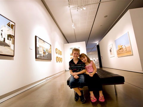 Western Plains Cultural Centre - Accommodation Guide 0