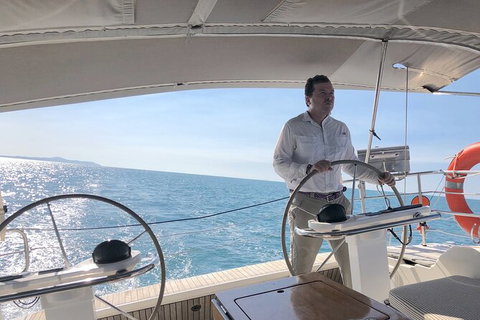 Sailing Curlew Escape On Moreton Bay - Accommodation Asia 15