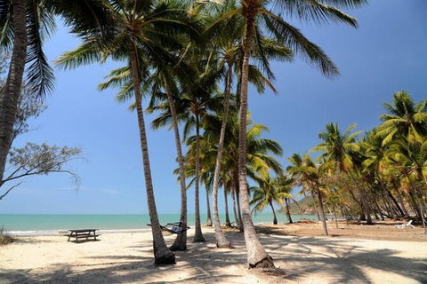 SHUTTLE - Thala Beach And Turtle Cove From Port Douglas (Return Transfer) - Accommodation Asia 2