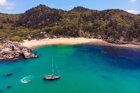 Helicopter And Magnetic Island Sailing - Accommodation China 5