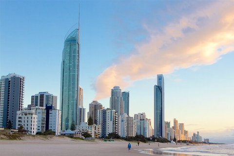 Gold Coast Airport Transfers : Airport OOL To Gold Coast City In Business Car - Accommodation China 2
