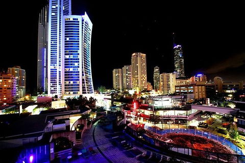 Gold Coast Airport Transfers : Gold Coast City To Airport OOL In Luxury Car - Accommodation Guide 1