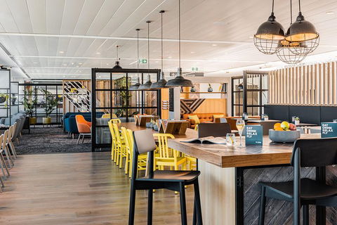 Brisbane Airport - My Lounge - Accommodation Guide 0