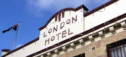 London Hotel And Restaurant - Accommodation China 0