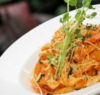 Toscanis Cafe Bar Restaurant - Accommodation China