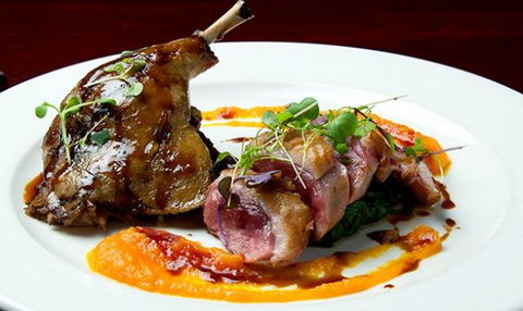 Red Rock Waterfront Bar & Grill - Accommodation Guide 3
